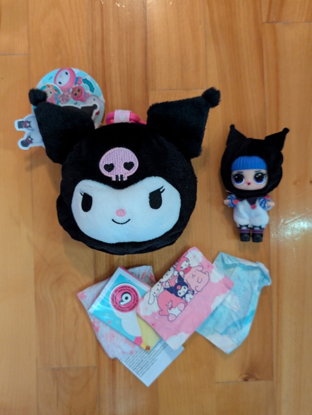 LOL Surprise Dolls Hello Kitty & Freinds Reversible Plush Kuromi